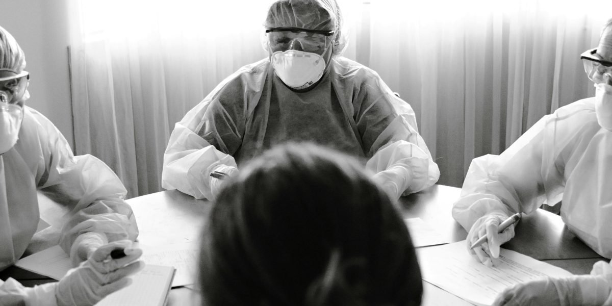 Healthcare leaders discuss future technological advancements and strategic planning for personalized medicine.