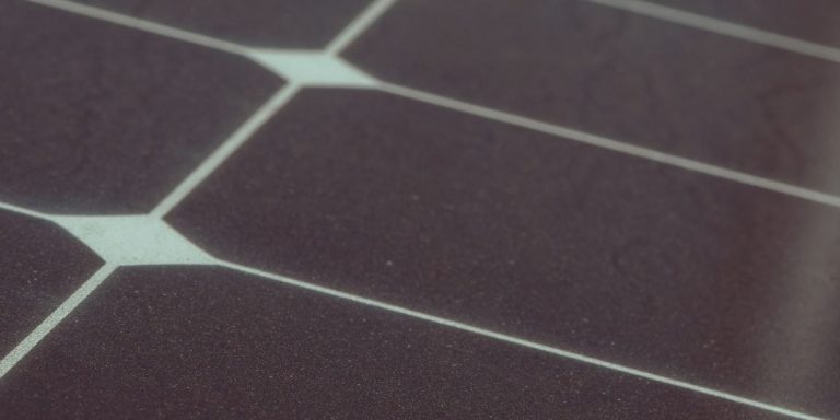 This article explains why 2026 is a turning point for energy technology, when advances in batteries, grid storage, nuclear, hydrogen, and AI converge with unpre...