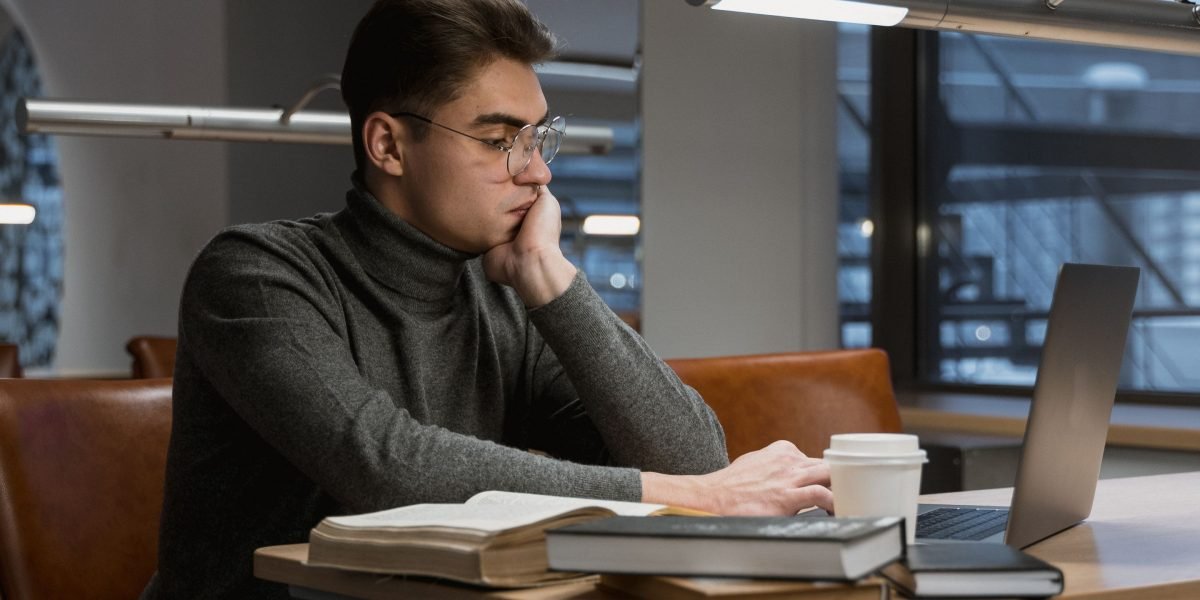 A professional focused on research, seeking reliable information to avoid missing crucial industry trends.