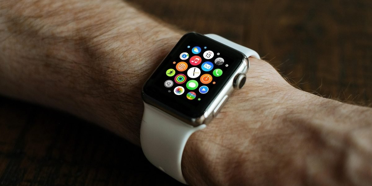 This guide helps investors evaluate SoFi Technologies in 2026 by walking through its business model, revenue drivers, technology advantages, market context, KPI...