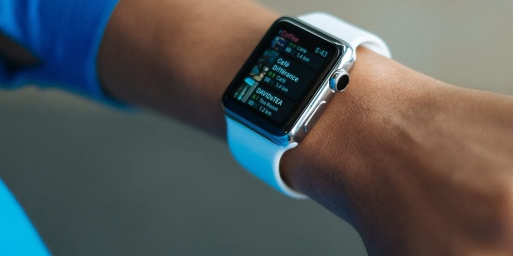 This article explains why tech electronics and AI are reshaping fitness in 2026 and shows what businesses and consumers need to know to benefit. It covers how A...