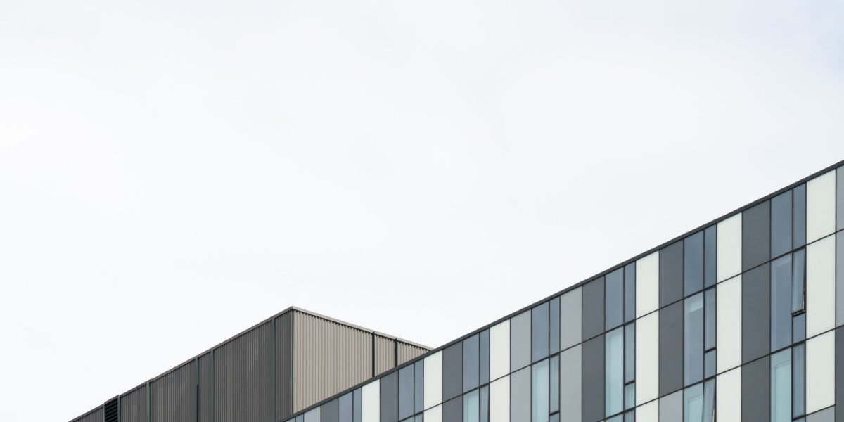 This article explains how to make sense of the fast-moving 2026 technology landscape by focusing on the companies behind the headlines. It covers the main legal...